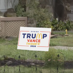 McDonald’s Trump vance I’m Lovin’ It 2024 Yard Sign6